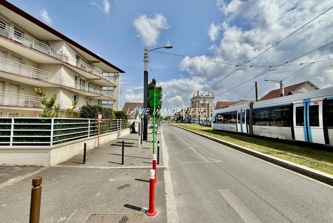 Appartement 2 pièces avec vue jardin à Livry-Gargan - Opportunité à saisir 
