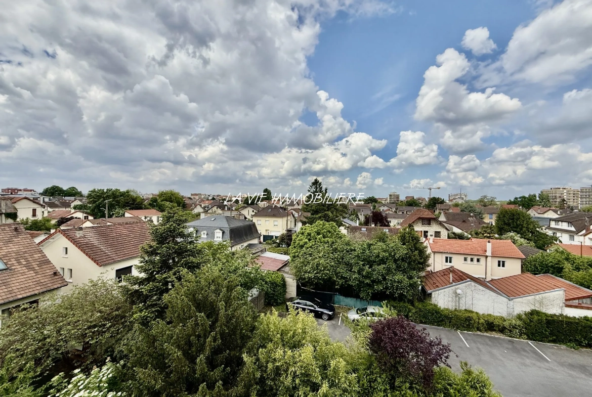 Appartement 2 pièces avec vue jardin à Livry-Gargan - Opportunité à saisir 