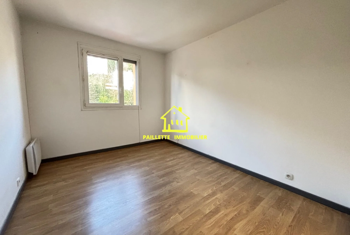 Appartement à vendre au Havre avec balcon, cave et garage proche de la place de Graville 