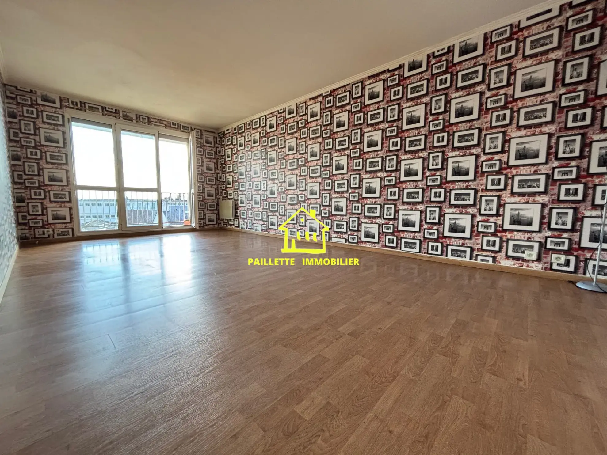 Appartement à vendre au Havre avec balcon, cave et garage proche de la place de Graville 