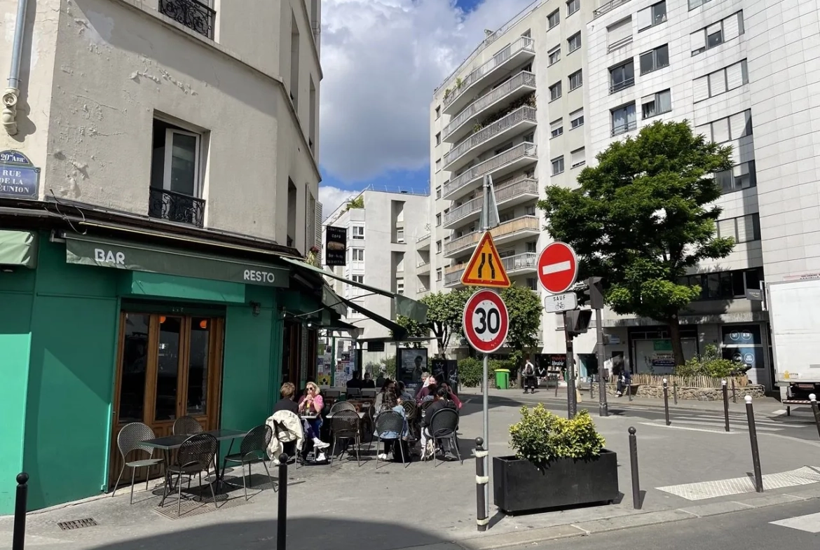Restaurant avec extraction 400 et 28 couverts à vendre dans le 20ème Paris 