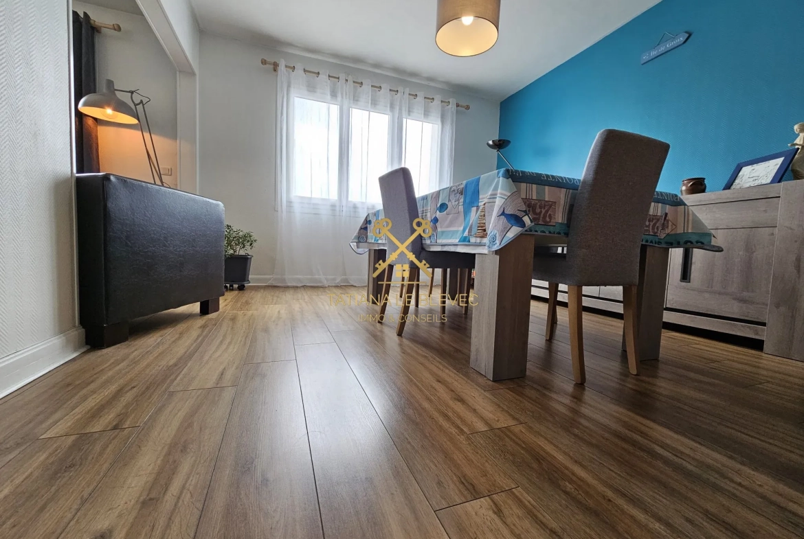 Appartement 3 pièces à Lorient avec vue dégagée et nombreux conforts 