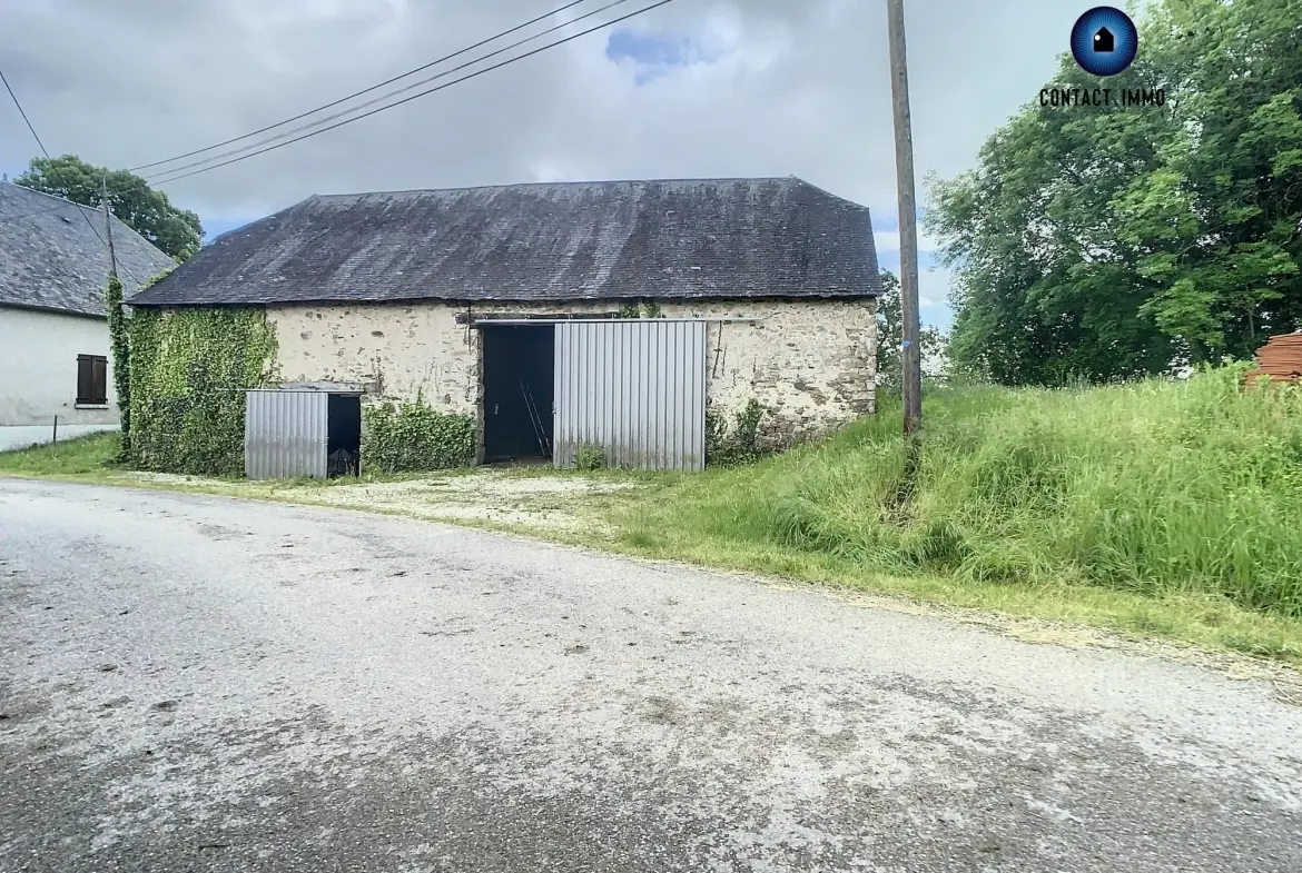 Grande grange à rénover à Saint Germain les Vergnes avec terrain de 900 m² 