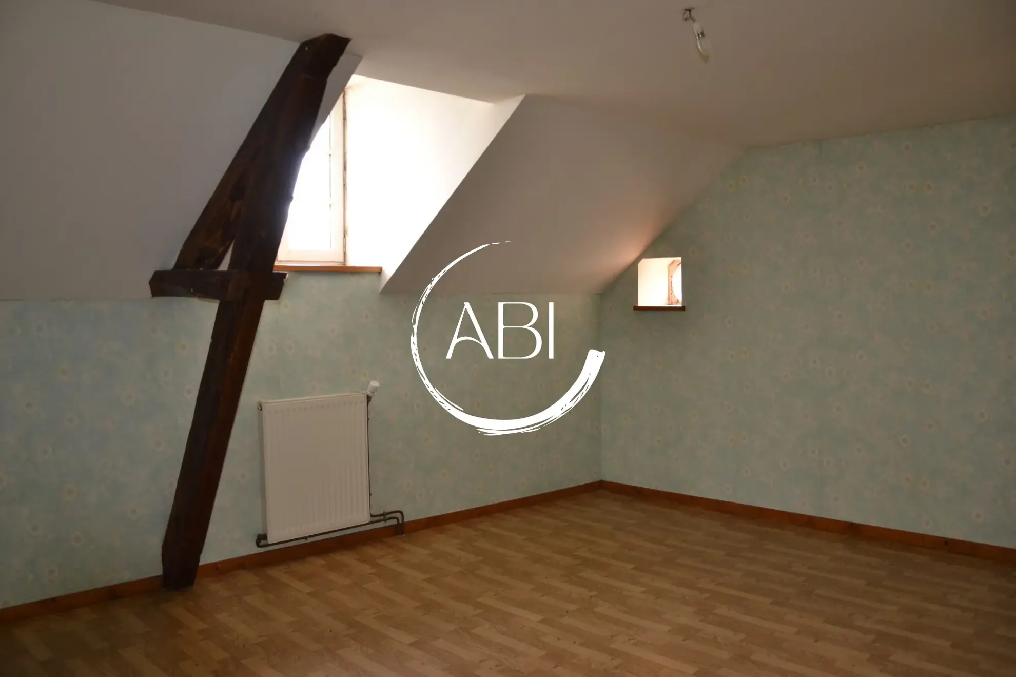 Maison en pierre à vendre proche Bagnoles de l'Orne - 88 m² avec terrain et garage 