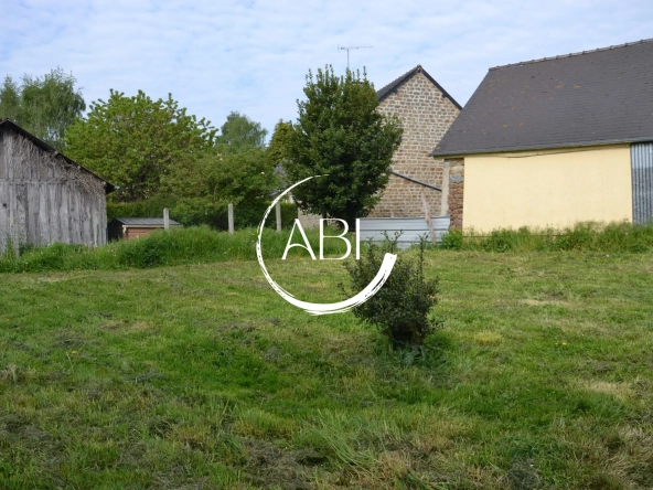 Maison en pierre à vendre proche Bagnoles de l'Orne - 88 m² avec terrain et garage