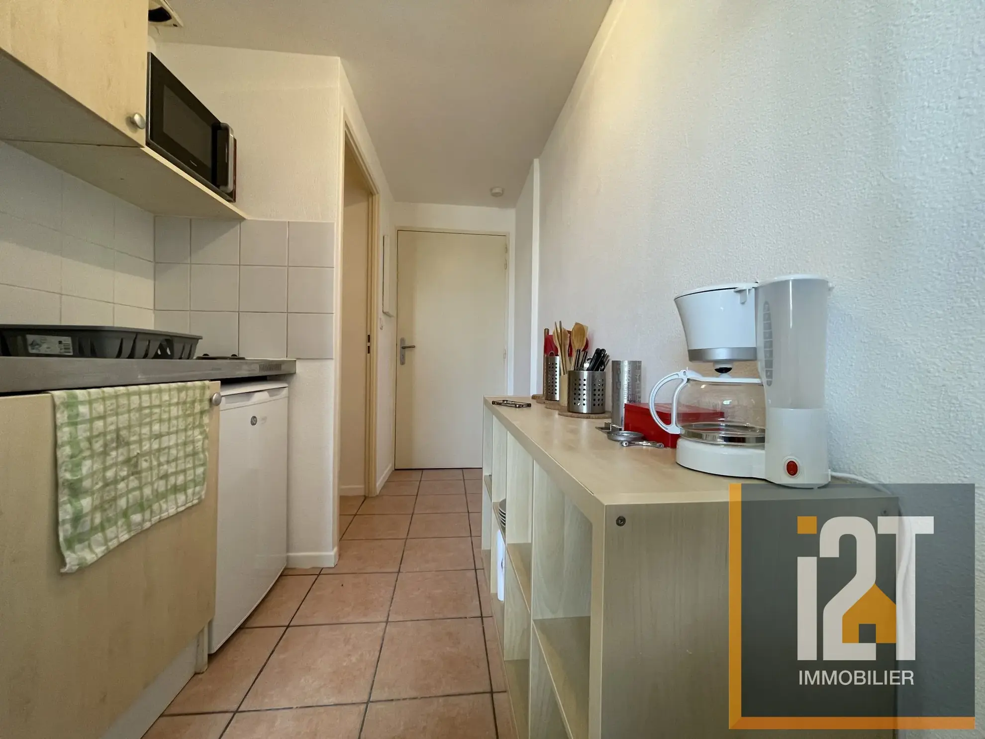 Studio à vendre à Neimes, résidence avec ascenseur, proche centre-ville 