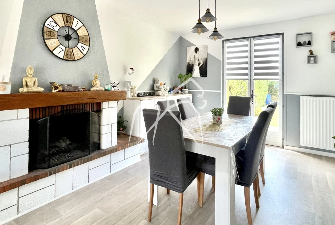 Maison 3 Chambres à Saint-Pierre-Lès-Elbeuf - 83m², Jardin Sud, Travaux à prévoir 