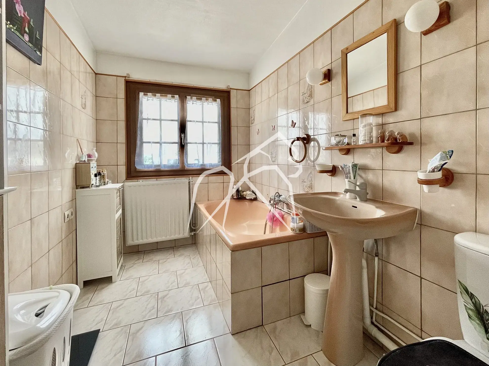 Maison 3 Chambres à Saint-Pierre-Lès-Elbeuf - 83m², Jardin Sud, Travaux à prévoir 