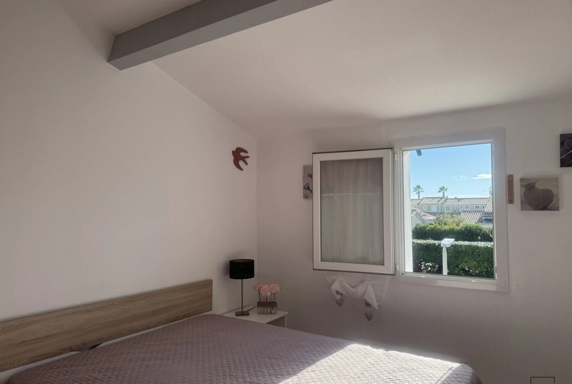 Pavillon 3 pièces avec terrasse et parking à Gruissan Grazel 