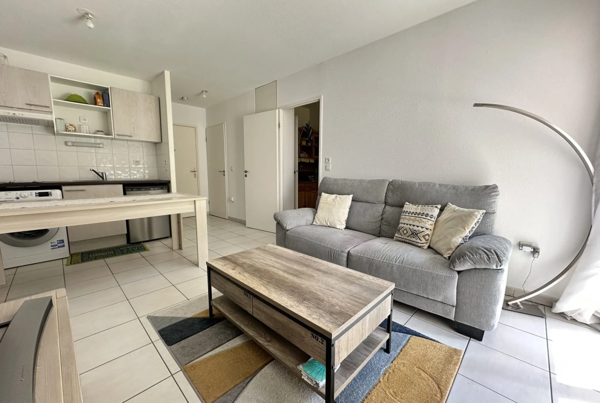 Appartement T2 au Haillan avec terrasse, parking privé, proche parc et transports 