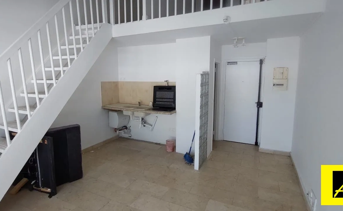 Appartement avec vue exceptionnelle sur la marina à Saint-Martin 
