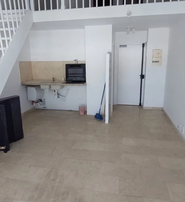 Appartement avec vue exceptionnelle sur la marina à Saint-Martin 