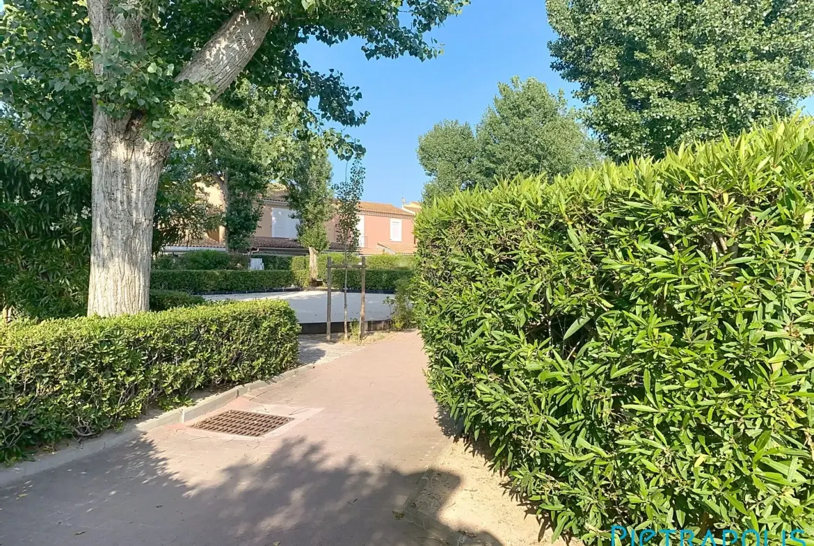 Appartement T2 à Marseillan Plage avec terrasse, Piscine et Parking 
