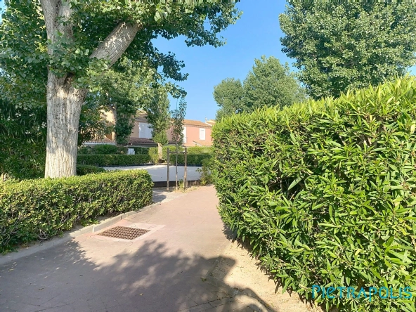 Appartement T2 à Marseillan Plage avec terrasse, Piscine et Parking