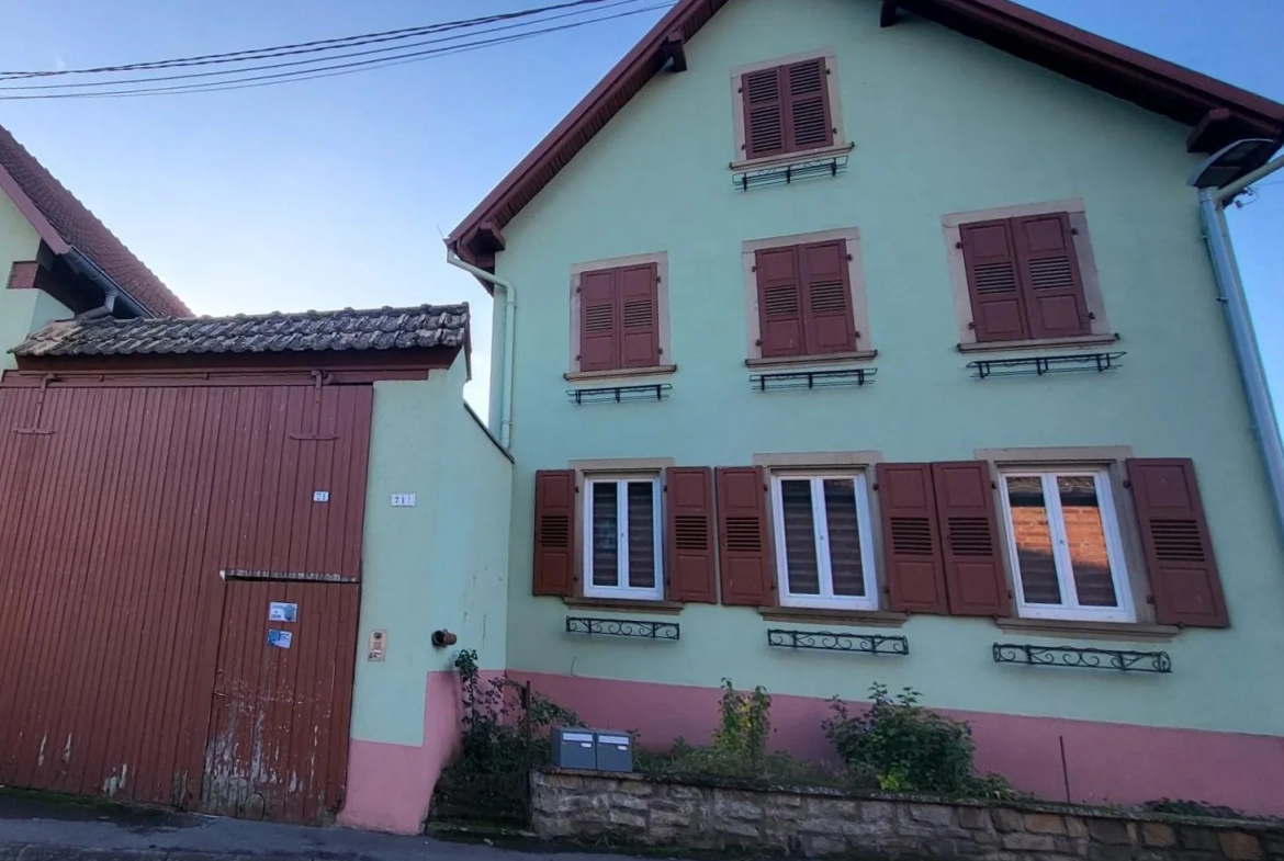 Maison ancienne à Melsheim de 4 chambres avec terrasse et potentiel de rénovation 