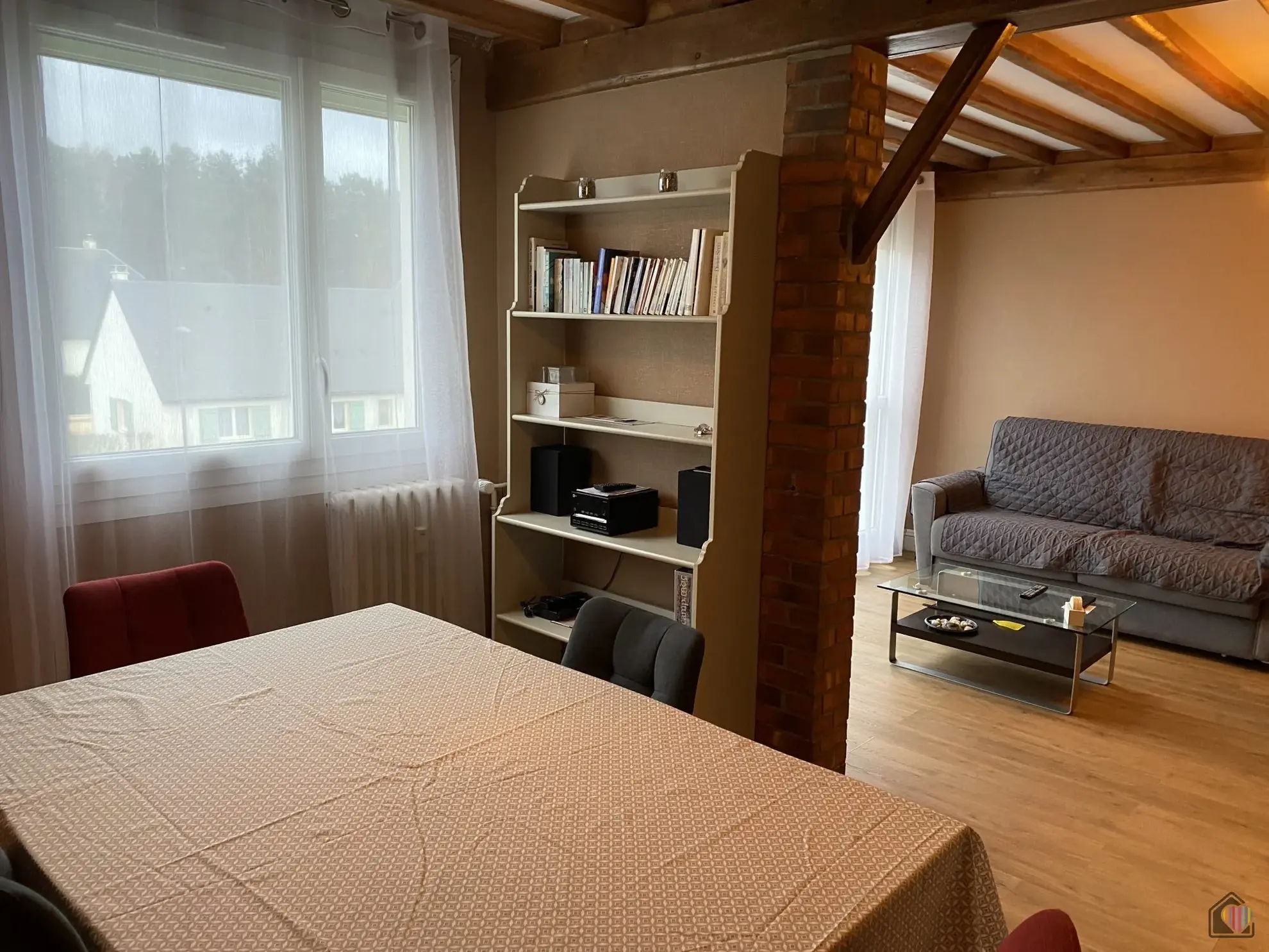 Appartement T4 à Fécamp avec ascenseur et cave, idéal famille 