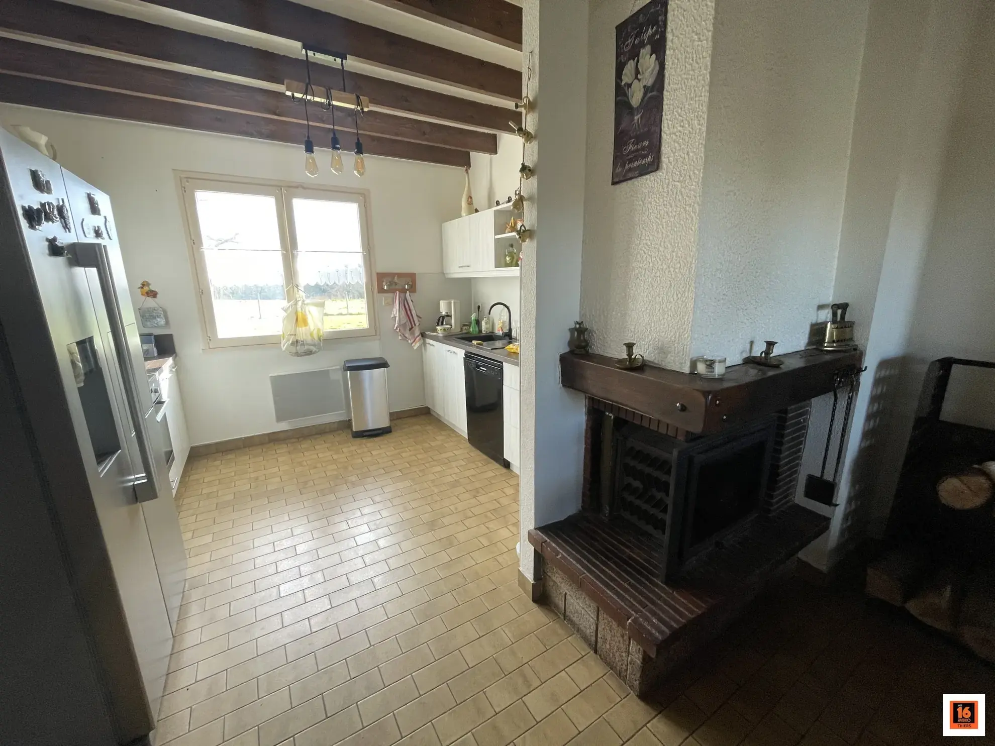 Maison à vendre à Orléat avec jardin clos et garage aménageable 
