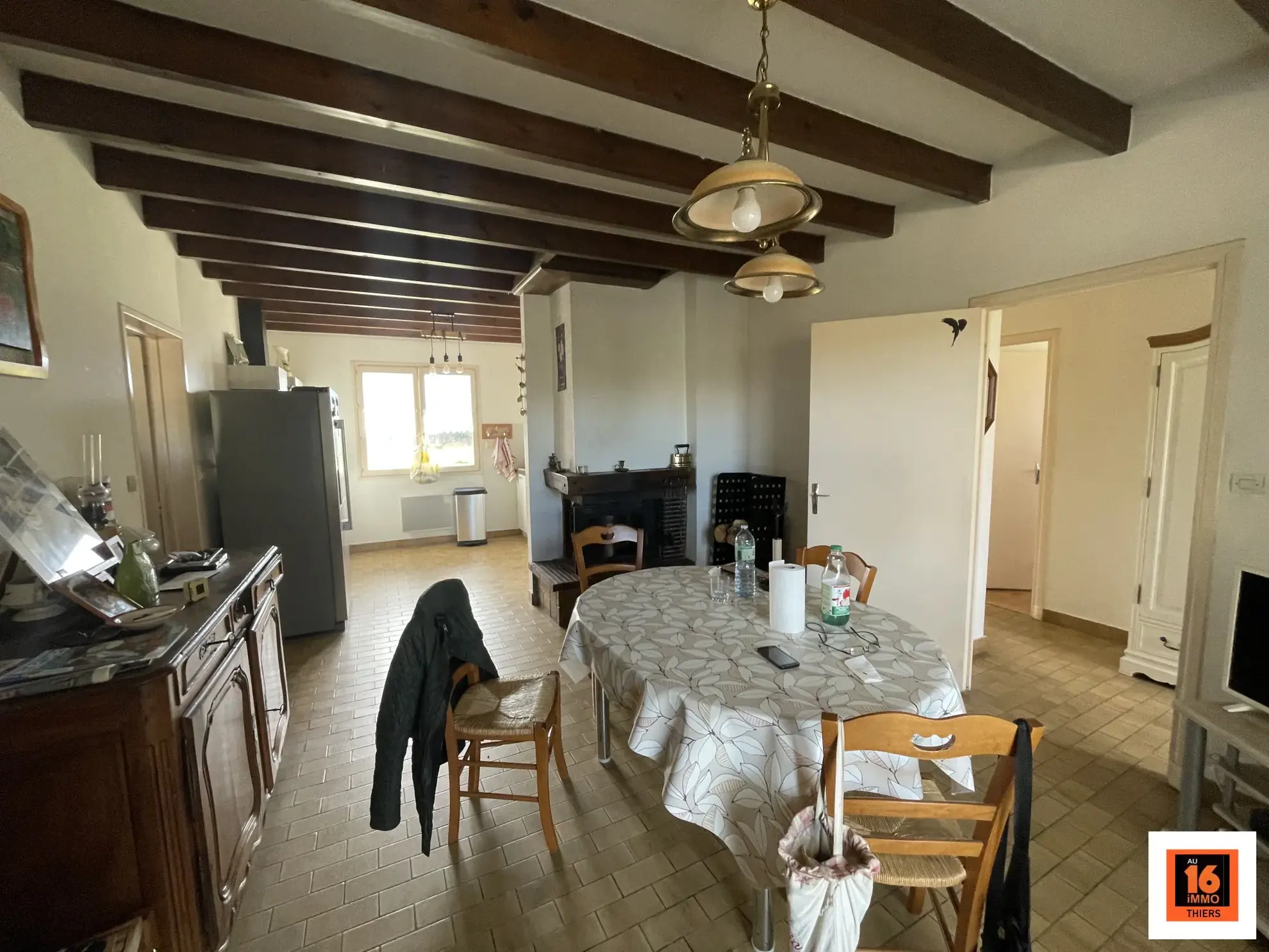 Maison à vendre à Orléat avec jardin clos et garage aménageable 