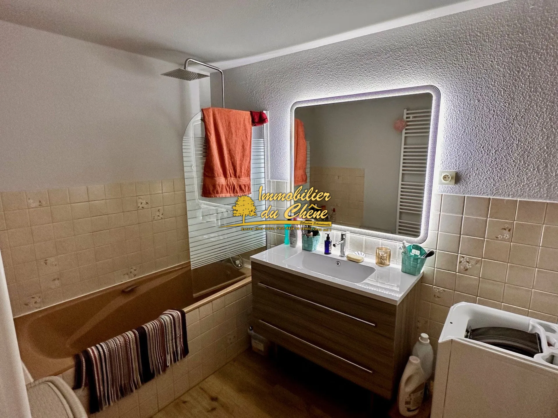 Spacieux appartement de 87 m² avec 2 chambres, cave et parking proche centre de Remiremont 
