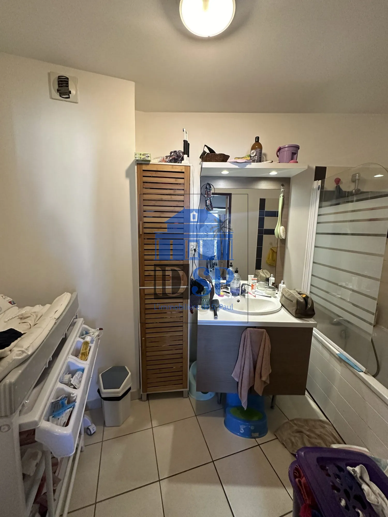 Appartement T4 à vendre à Sainte Clotilde avec vue mer et montagne 