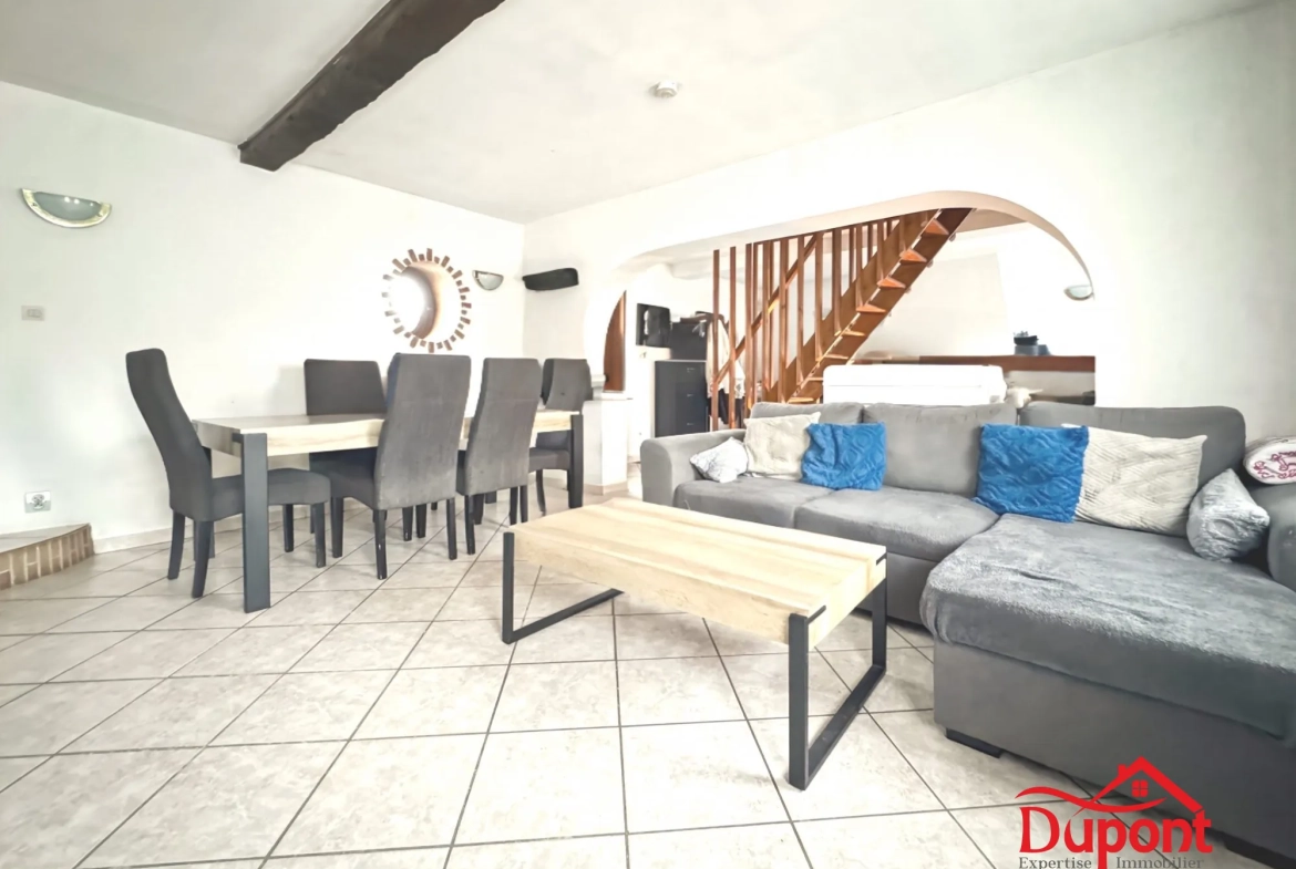 Maison de campagne à Viesly de 76,76 m² avec jardin et cave 