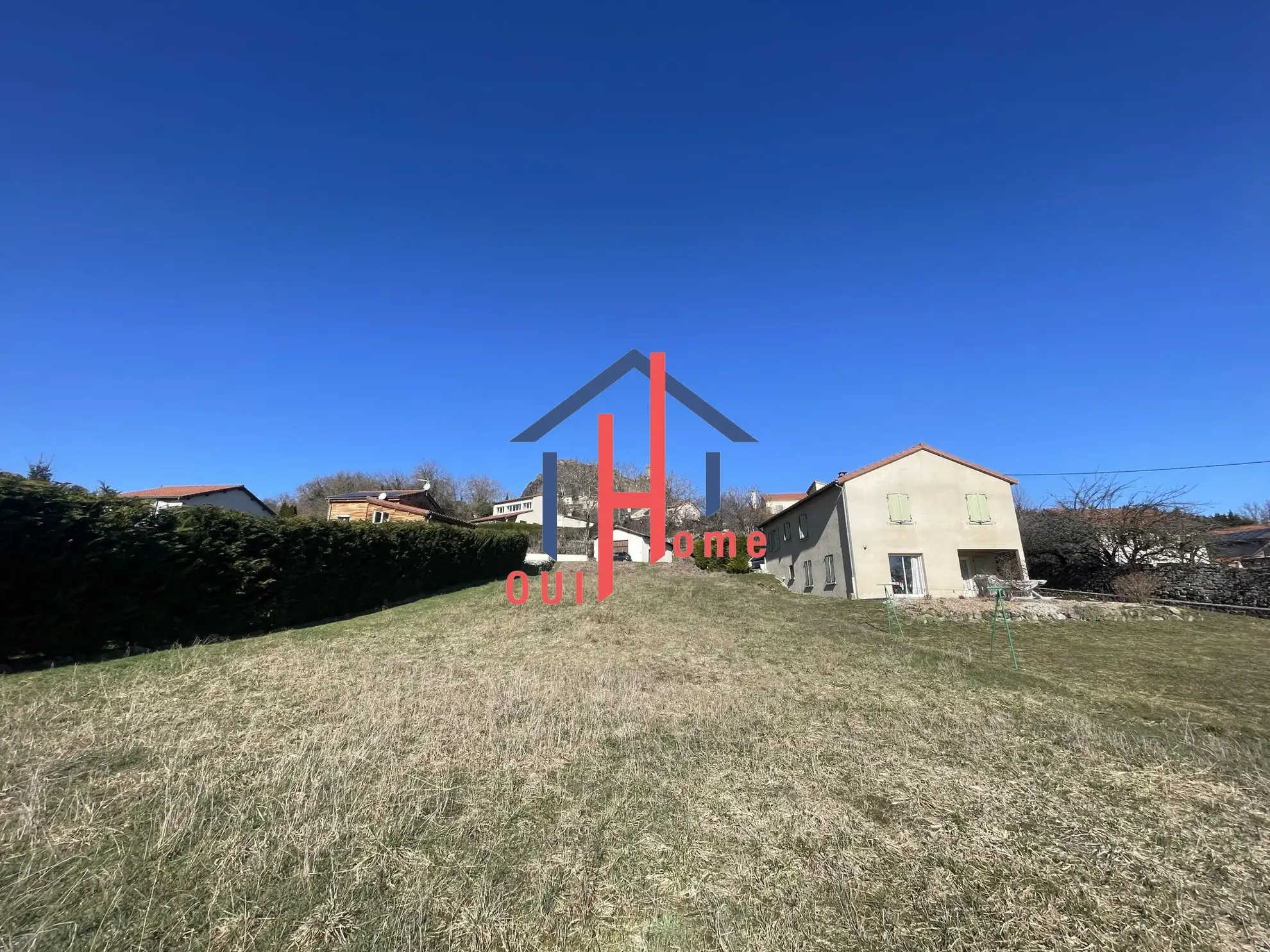Terrain constructible de 994 m² à Polignac en vente - Opportunité immobilière 