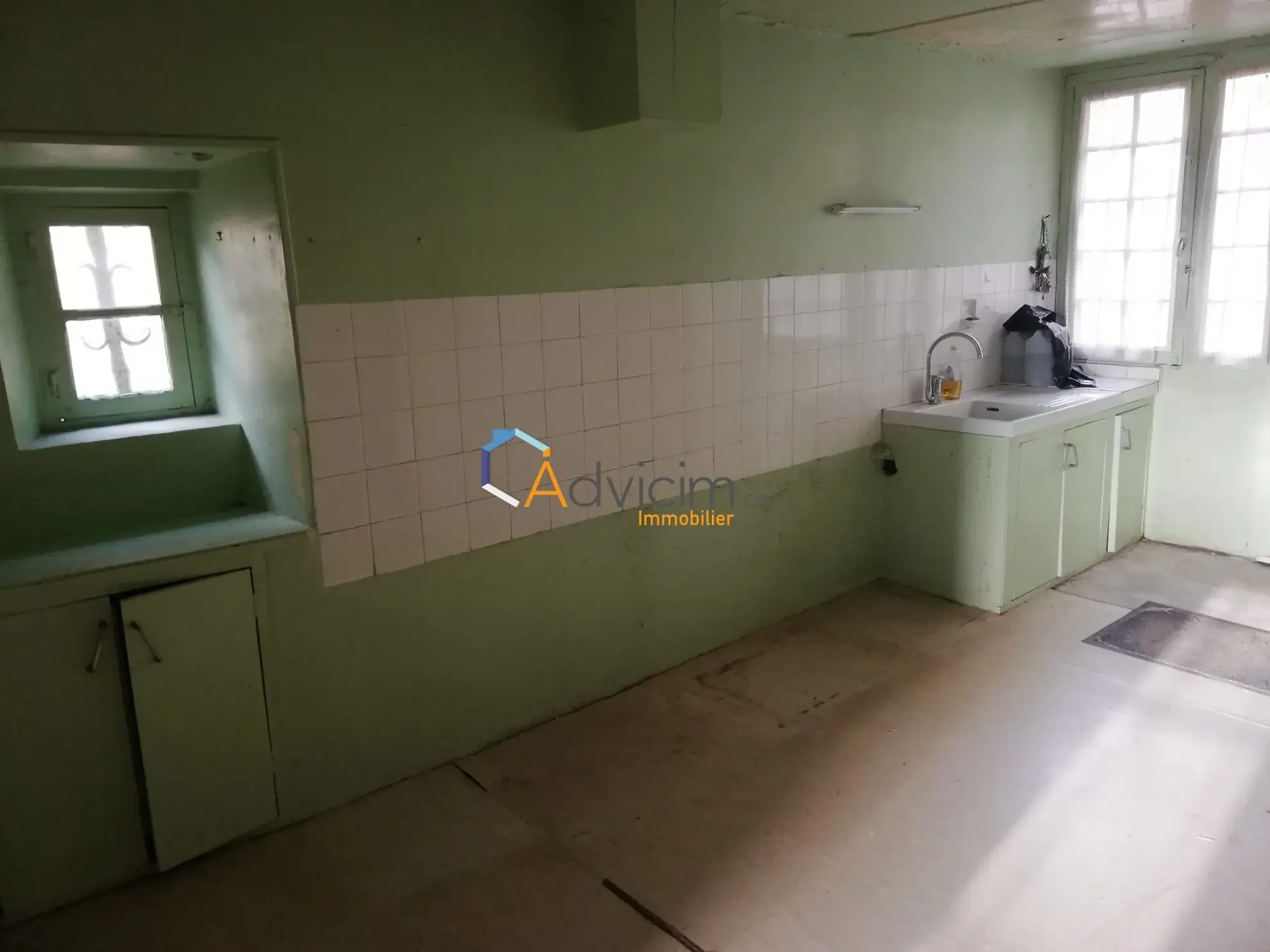 Maison à Saint Benoit du Sault avec vue, 126 m², 3 chambres, à vendre à 85 000 € 
