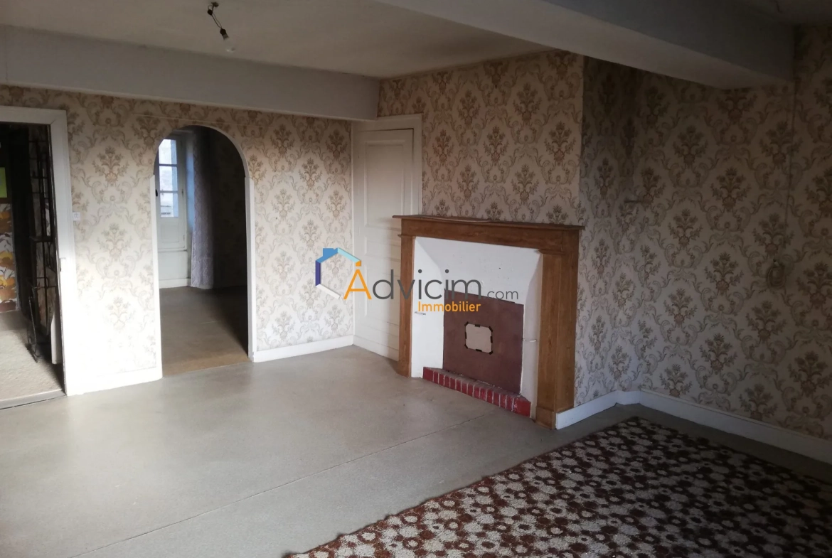 Maison à Saint Benoit du Sault avec vue, 126 m², 3 chambres, à vendre à 85 000 € 