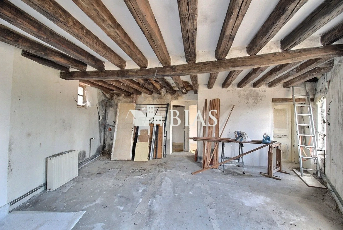 appartement - séjour Maison à rénover à Rugles – Opportunité d'investissement dans l'Orne 