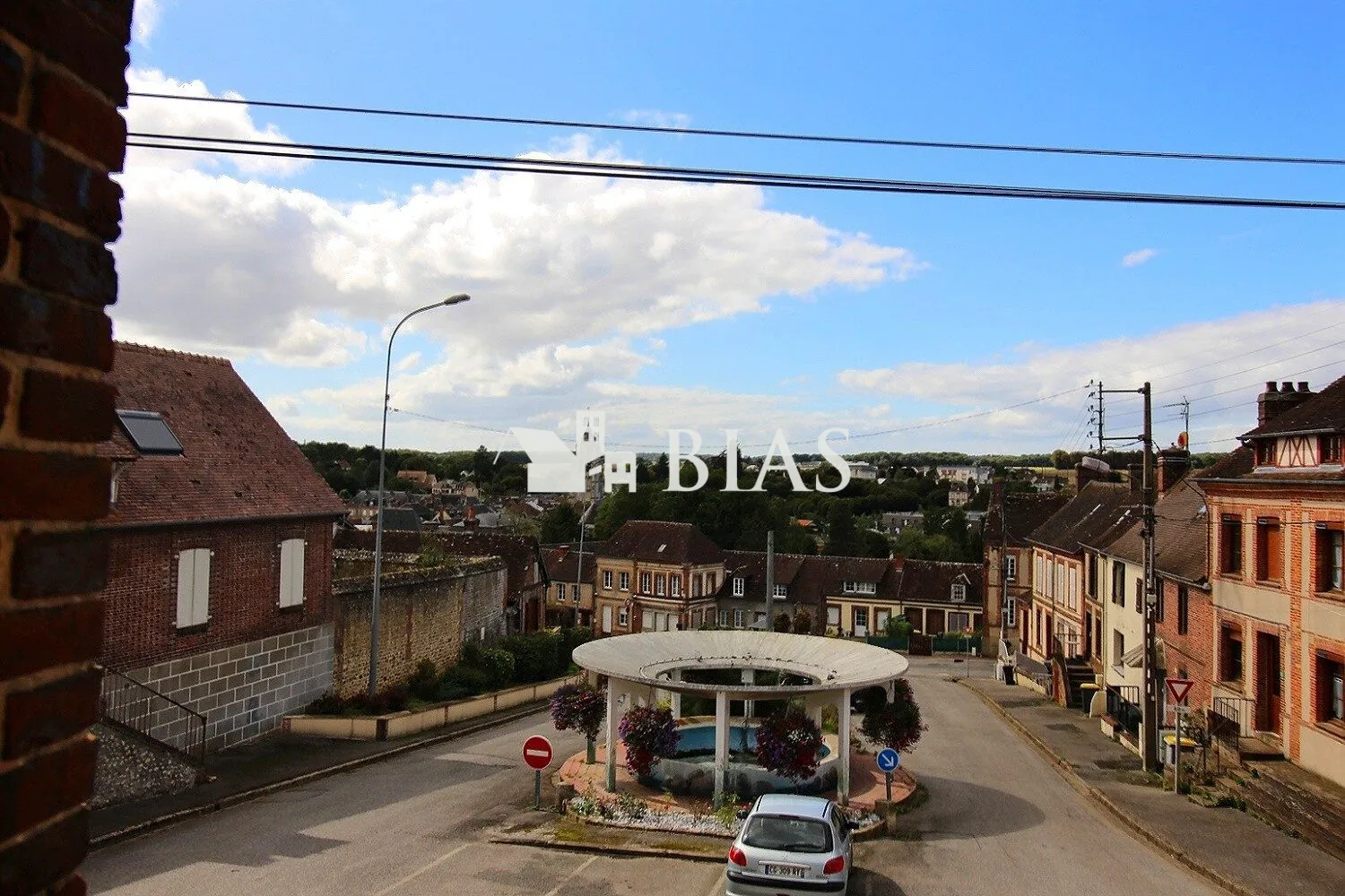vue  Maison à rénover à Rugles – Opportunité d'investissement dans l'Orne 
