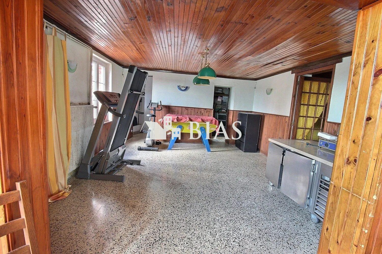 salle  Maison à rénover à Rugles – Opportunité d'investissement dans l'Orne 