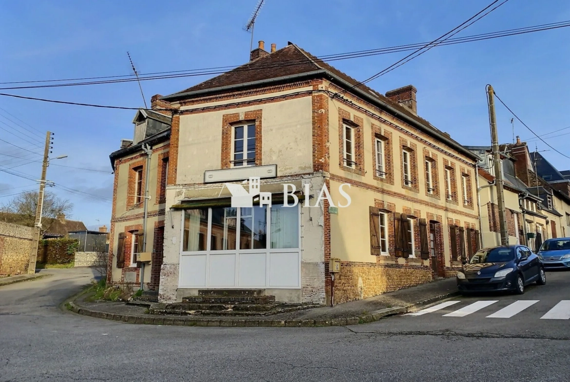Maison à rénover à Rugles – Opportunité d'investissement dans l'Orne 
