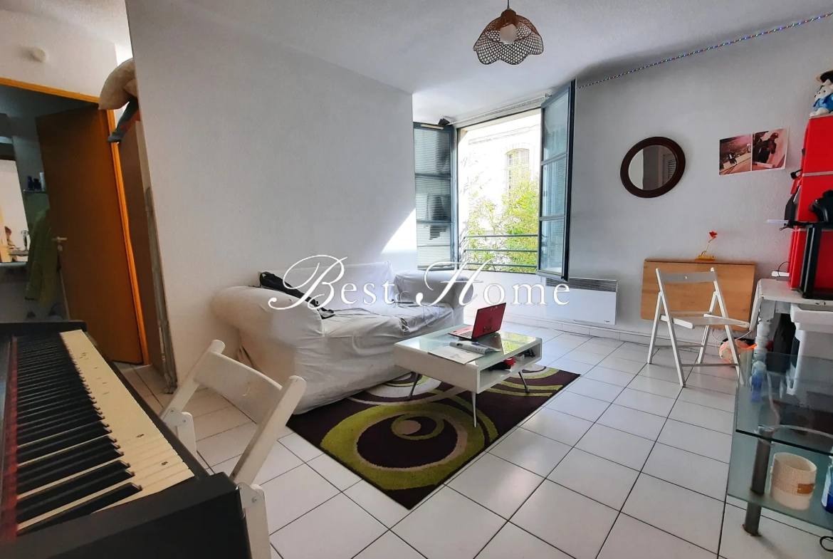 Appartement lumineux de 34 m² en centre-ville de Nîmes à vendre en exclusivité 