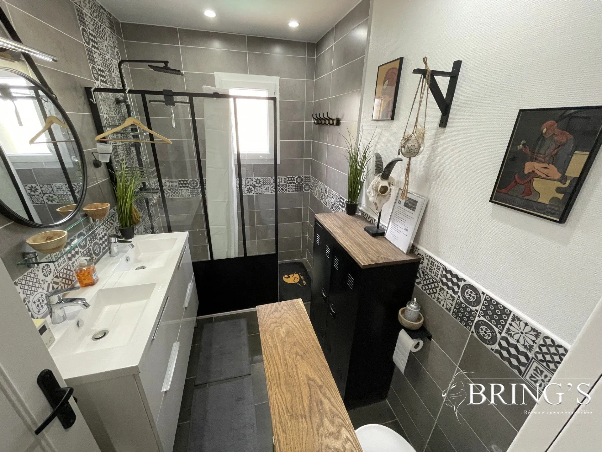 Maison à vendre à Alençon – 124m² rénovés avec jardin et terrasse, 4 chambres, idéal famille 