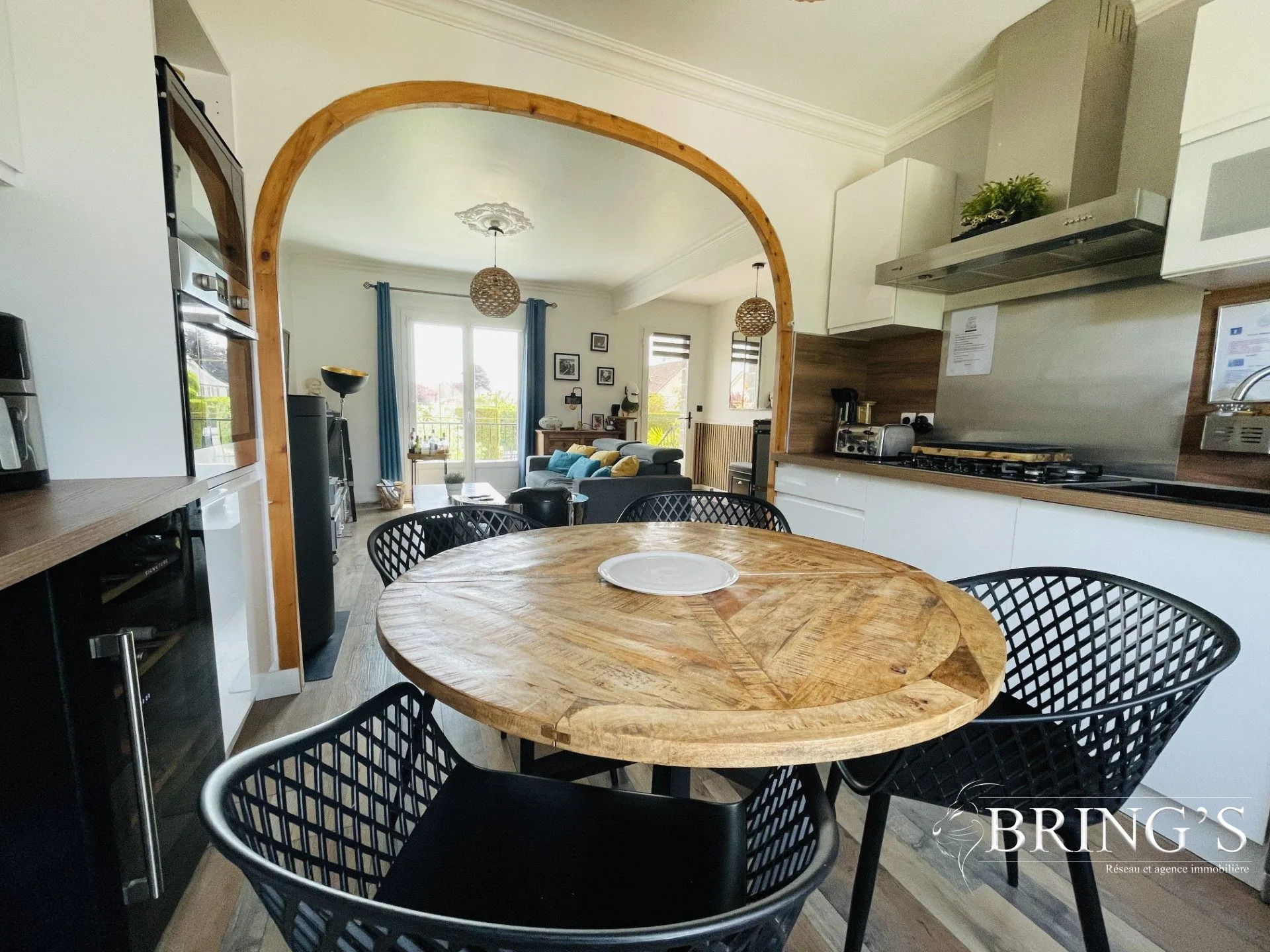 Maison à vendre à Alençon – 124m² rénovés avec jardin et terrasse, 4 chambres, idéal famille 