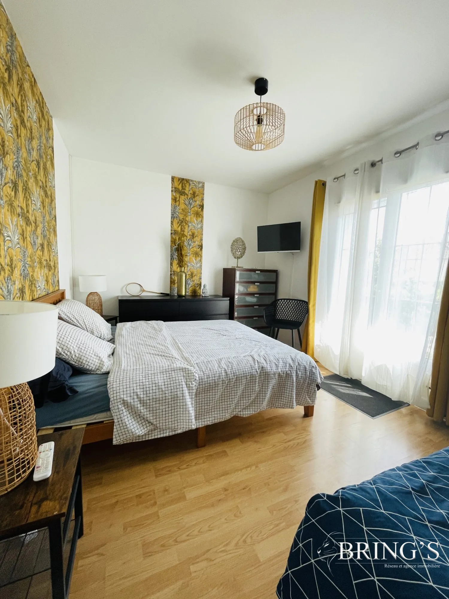 Maison à vendre à Alençon – 124m² rénovés avec jardin et terrasse, 4 chambres, idéal famille 