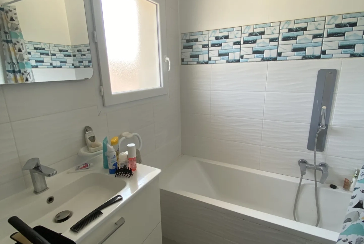 Vente d’un appartement T3 duplex avec jardin à Ghisonaccia en Corse 