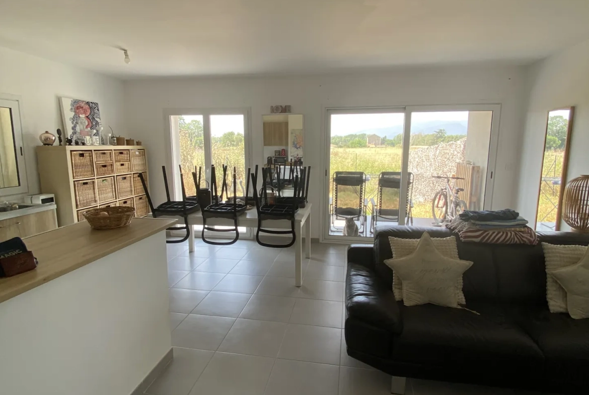 Vente d’un appartement T3 duplex avec jardin à Ghisonaccia en Corse 