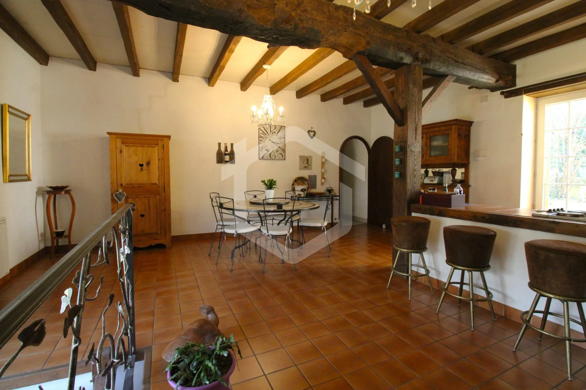 Maison en pierre à Guémené-Penfao avec jardin et potentiel de rénovation 