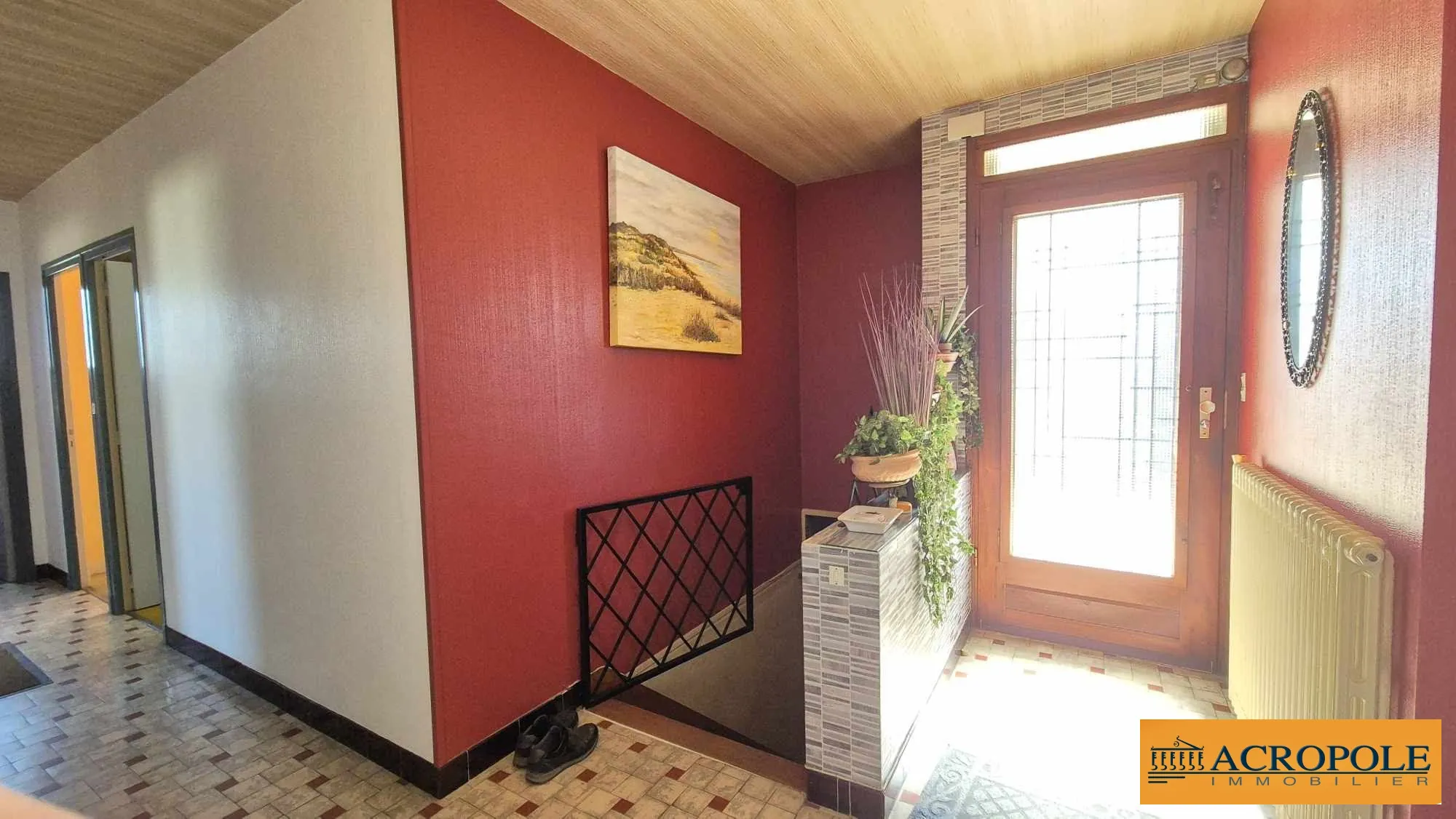 Maison de 100 m² avec sous-sol, garage et balcon à Argent-sur-Sauldre 