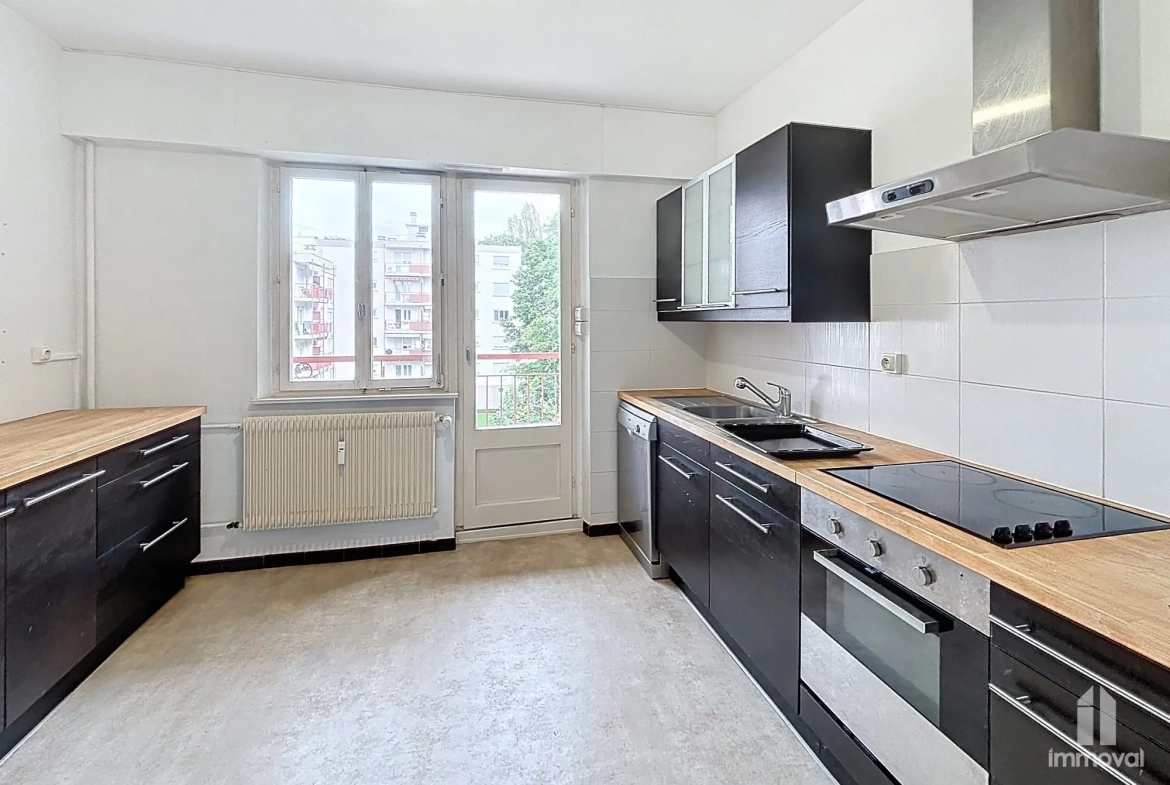 Appartement 4 pièces lumineux avec terrasse à Neuhof, Strasbourg 