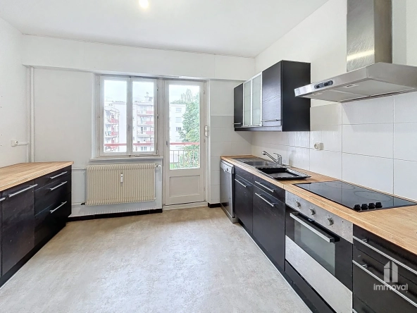 Appartement 4 pièces lumineux avec terrasse à Neuhof, Strasbourg