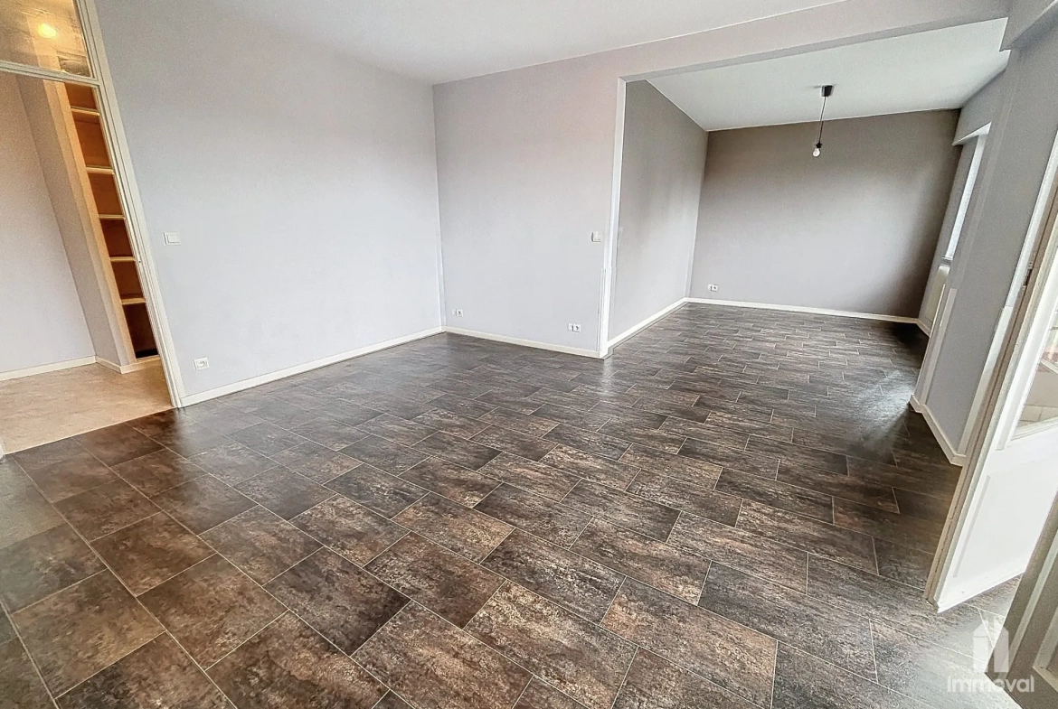 Appartement 4 pièces lumineux avec terrasse à Neuhof, Strasbourg 