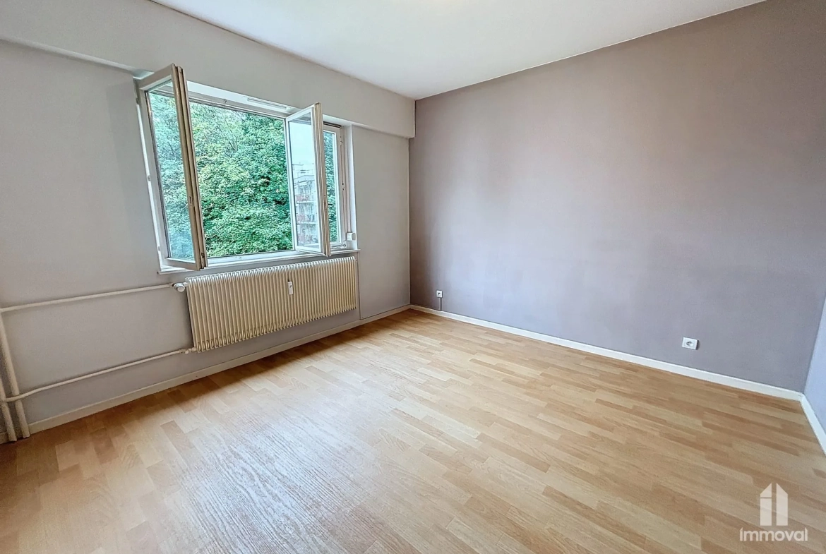 Appartement 4 pièces lumineux avec terrasse à Neuhof, Strasbourg 