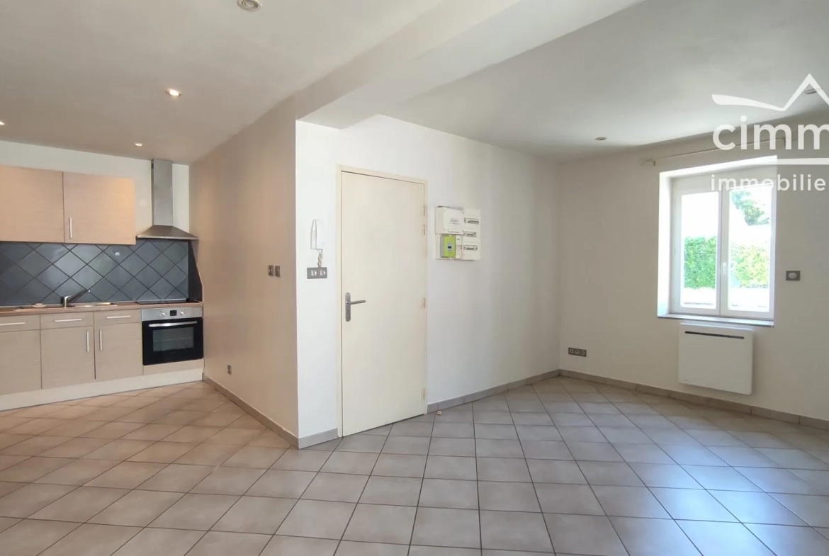À vendre : Appartement T2 de 38,46 m² à Tullins avec cave, idéal pour investir ou premier achat 