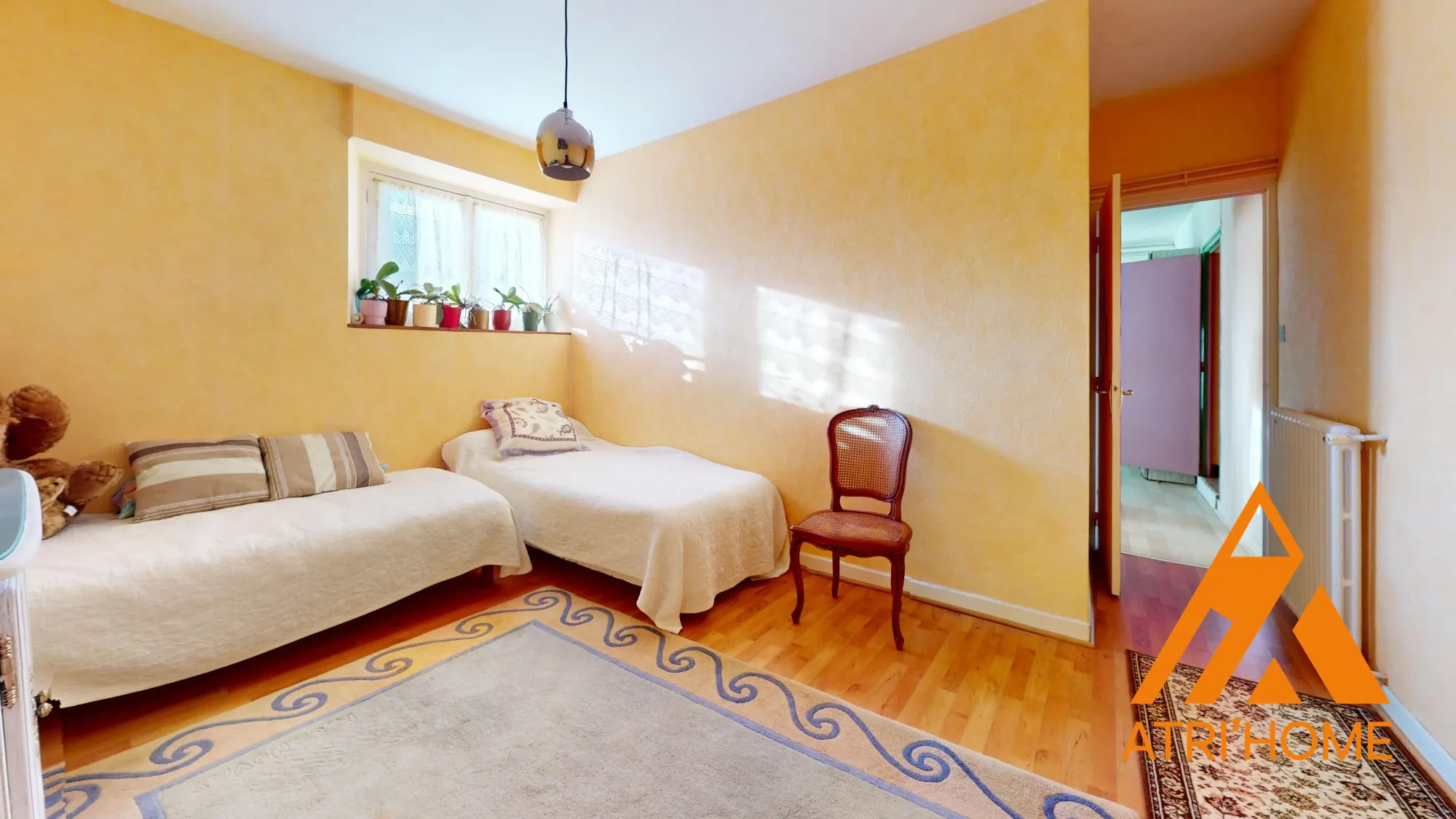Belle maison individuelle à Aurillac avec terrasse et appartement indépendant 