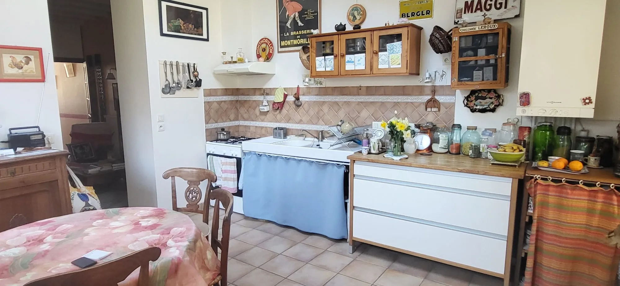 Charmante maison de ville à Saintes avec jardin et garage - Opportunité à saisir 