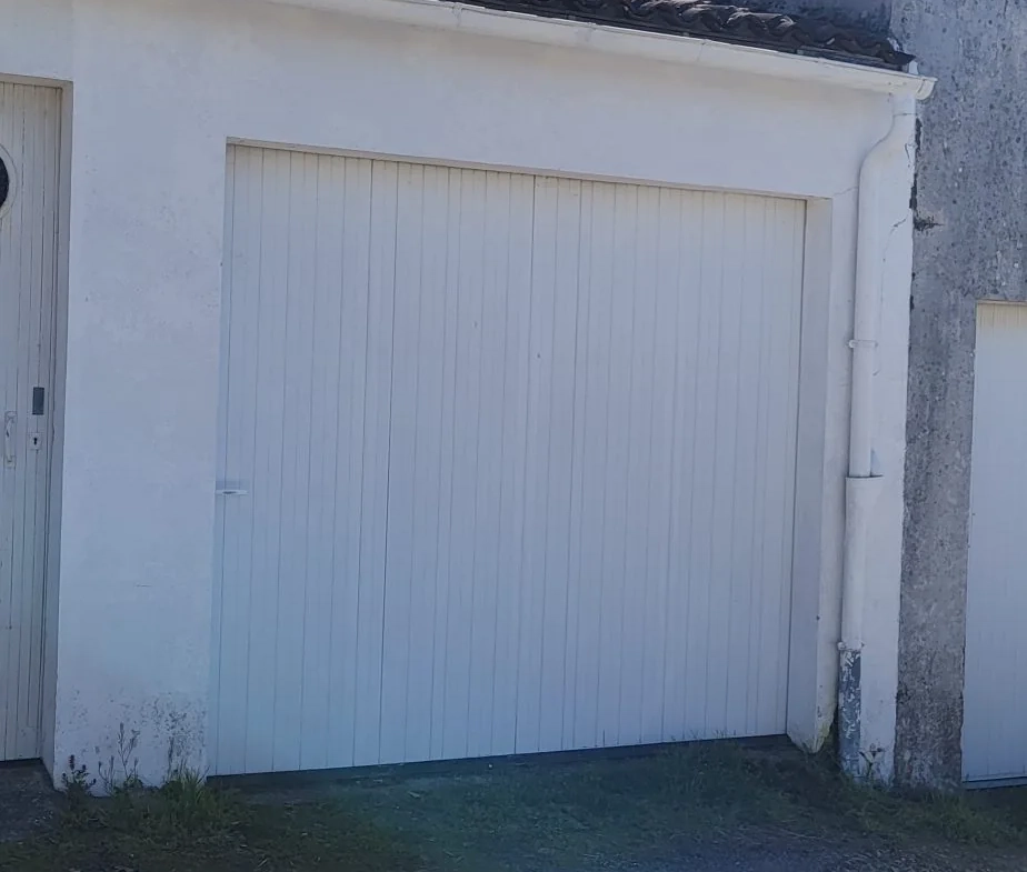 Charmante maison de ville à Saintes avec jardin et garage - Opportunité à saisir 