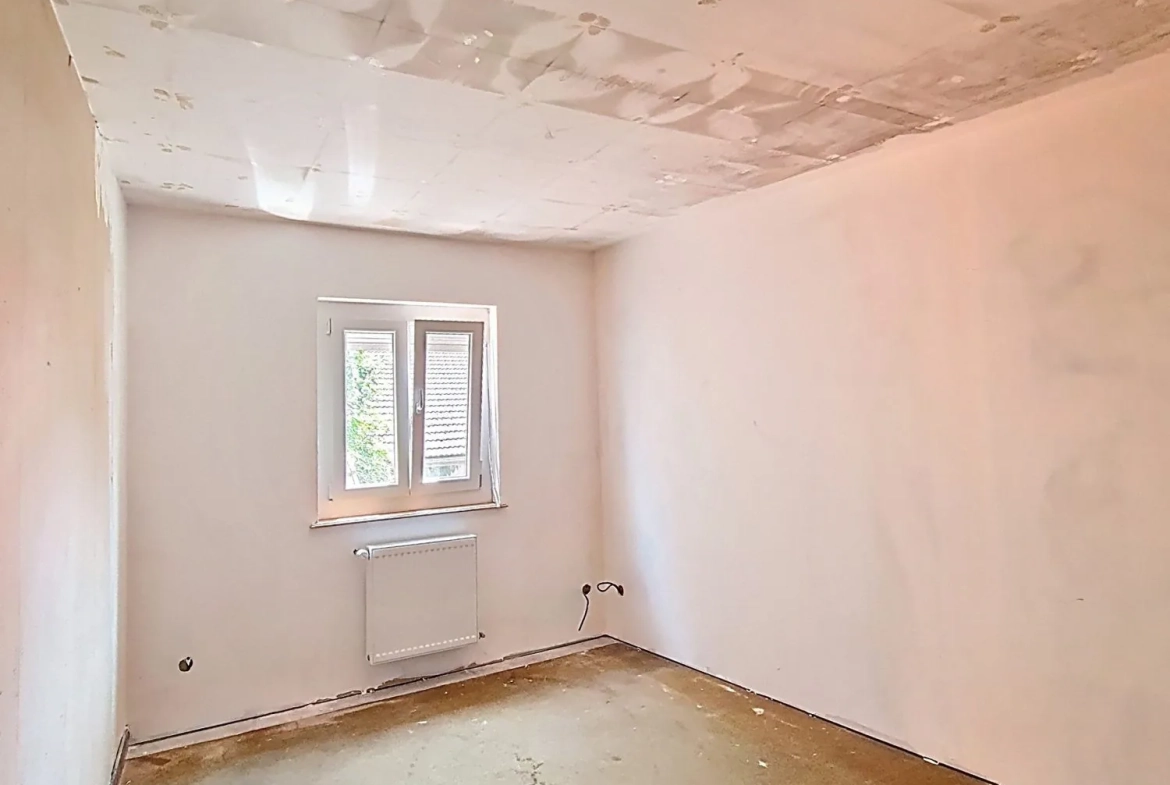 Maison à vendre à Chagny avec 3 chambres et garage - Proche du centre 