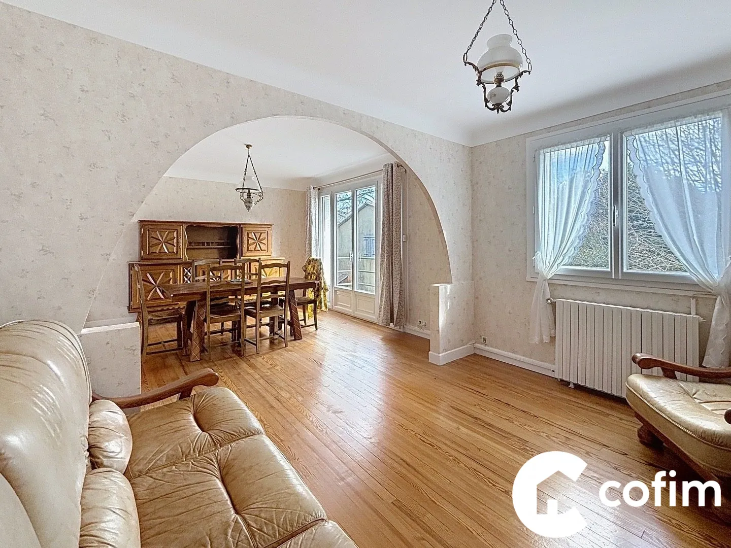 Maison mitoyenne de 93 m² avec jardin et balcon exposé sud à Bagnères-de-Bigorre 
